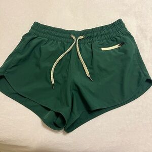 Vuori Dark Green Clementine Shorts 4”